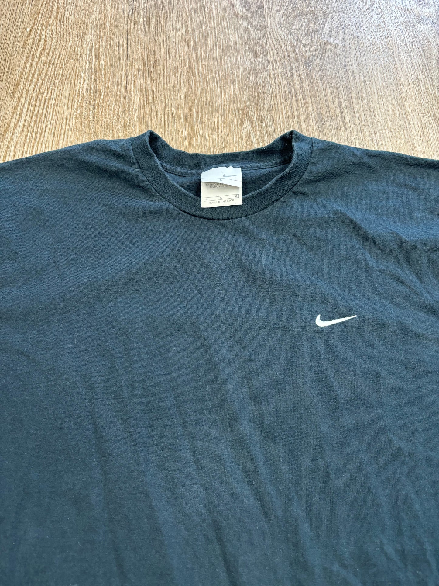 Y2K Nike Embroidered Swoosh Tee
