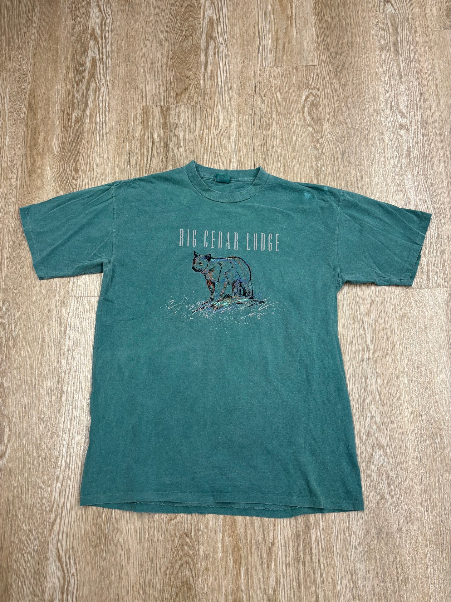 1990s Big Cedar Lodge Embroidered Bear Tee