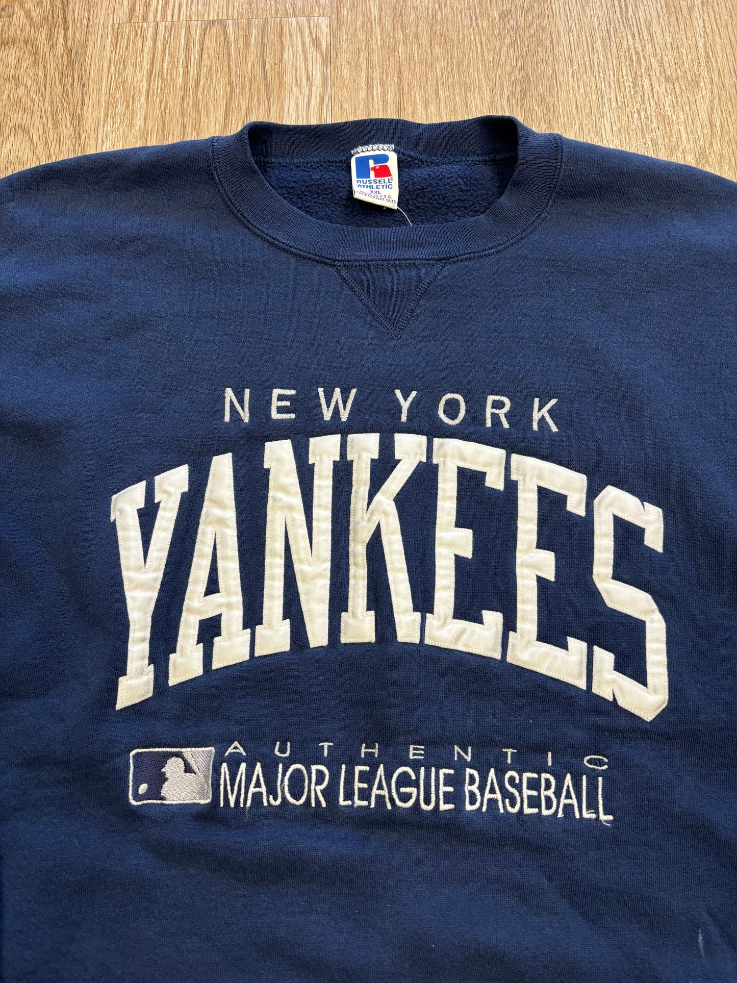 1990s Russell Athletic New York Yankees Embroidered Crewneck