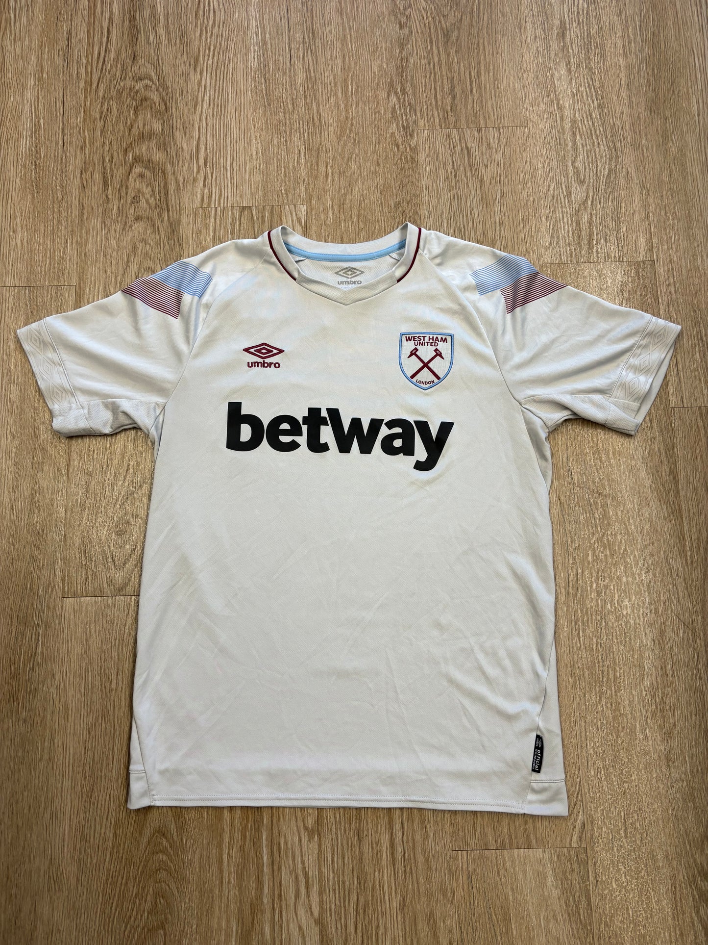 2017 West Ham United Umbro Soccer Kit
