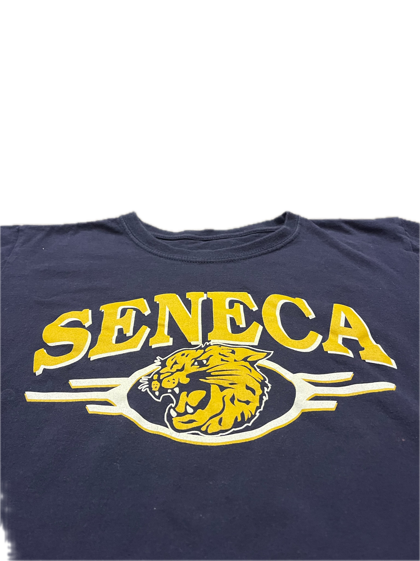 (M) Vintage Seneca Bobcats Wrap AroundTee