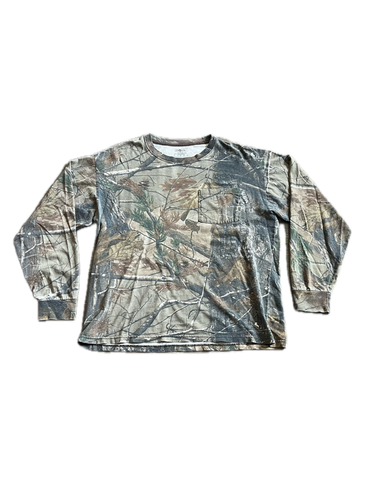 (L) RealTree Camo Longsleeve Pocket Tee