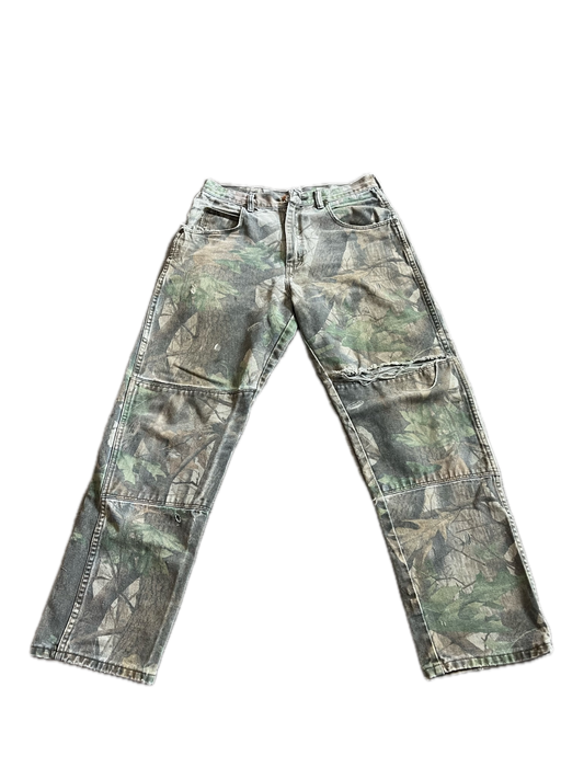 (31”x30”) Vintage Wrangler RealTree Camo Double Knee Pants