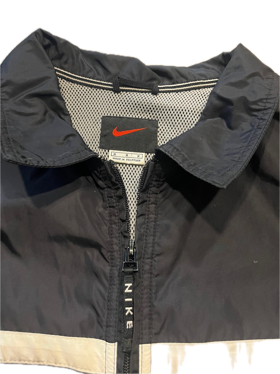 (L) 1990s Black Tag Nike Windbreaker