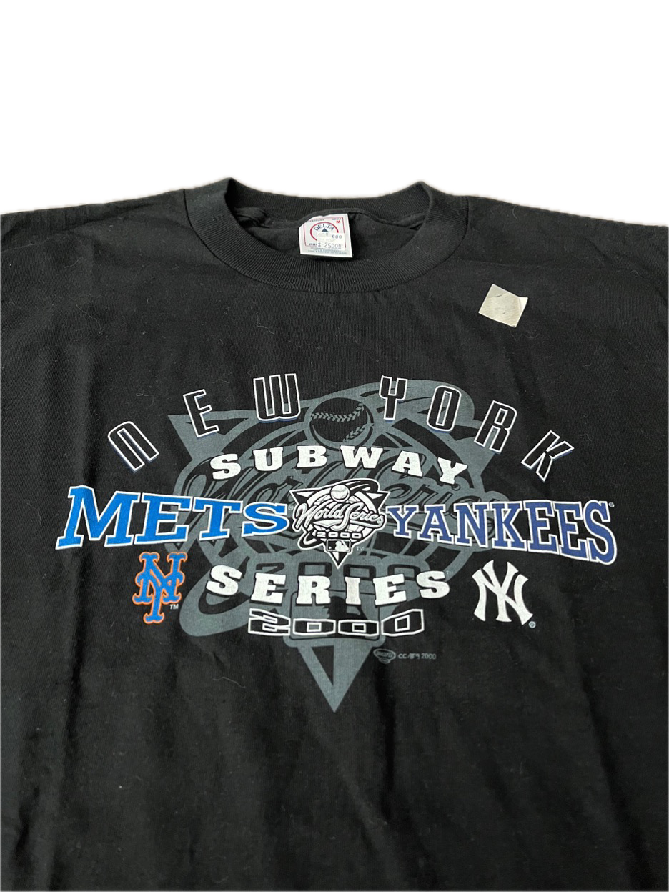 (L) 2000 Yankees vs Mets Subway Series Tee